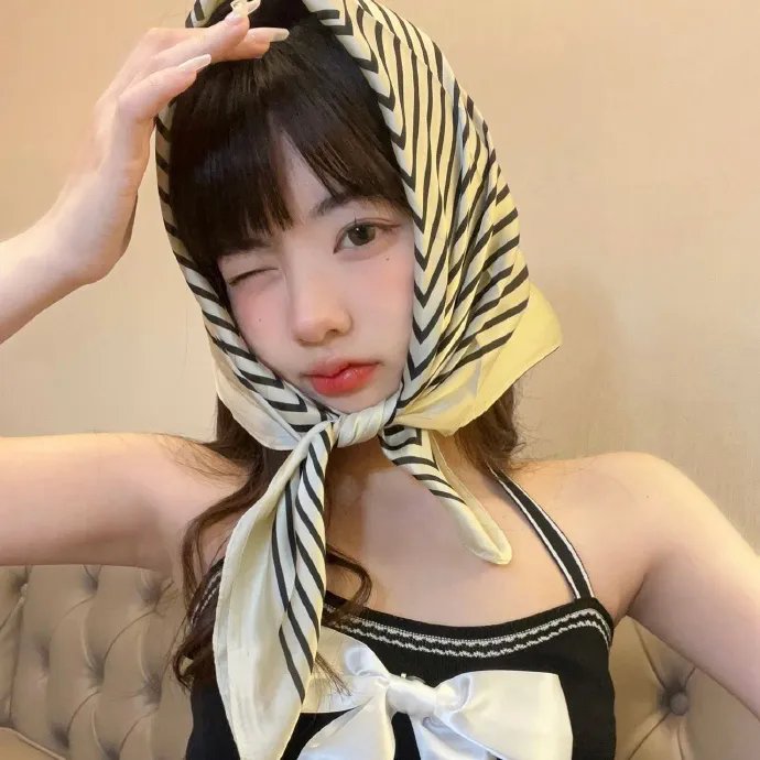 美女和液体人